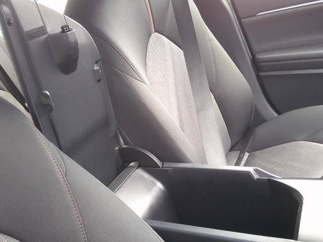 カムリ X 純正8インチナビ Bluetooth バックカメラ スマートキー×2 ドラレコ LEDオートヘッド トヨタセーフティ クリアランスソナー ステリモ 電動パーキング ブレーキホールド(40枚目)