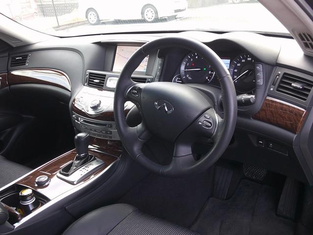 フーガハイブリッド Aパッケージ 純正フルセグナビDVD アラウンドビュー ドラレコ ビルトインETC スマートキー×2 ステリモ パワーシート ハーフレザー パーキングソナー クルーズコントロール(24枚目)