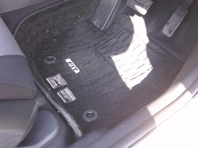 フィット ベーシック　純正ナビ　Ｂｌｕｅｔｏｏｔｈ　バックカメラ　前後ドラレコ　スマートキー×２　オートＬＥＤヘッド　クルーズコントロール　ビルトインＥＴＣ　電動パーキング　パーキングソナー　ステリモ（27枚目）