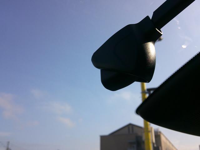 フィット ベーシック　純正ナビ　Ｂｌｕｅｔｏｏｔｈ　バックカメラ　前後ドラレコ　スマートキー×２　オートＬＥＤヘッド　クルーズコントロール　ビルトインＥＴＣ　電動パーキング　パーキングソナー　ステリモ（49枚目）