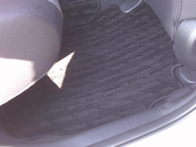 フィット ベーシック　純正ナビ　Ｂｌｕｅｔｏｏｔｈ　バックカメラ　前後ドラレコ　スマートキー×２　オートＬＥＤヘッド　クルーズコントロール　ビルトインＥＴＣ　電動パーキング　パーキングソナー　ステリモ（56枚目）