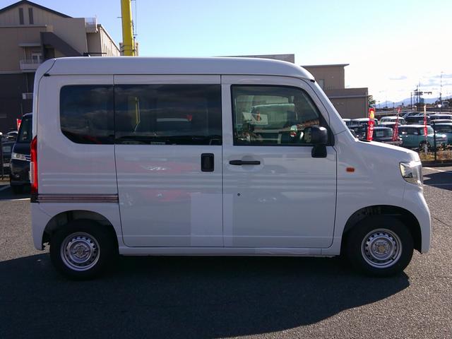 Ｎ－ＶＡＮ Ｇ・ホンダセンシング　届出済み未使用車　キーレス　ブレーキサポート　パーキングソナー　オートライト　クルーズコントロール　車線逸脱防止（7枚目）