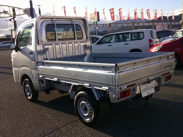 ハイゼットトラック スタンダードＳＡＩＩＩｔ　ＡＴ　４ＷＤ　ブレーキサポート　ＥＴＣ　ＬＥＤヘッド　ゴムマット　純正オーディオ　横滑り防止（11枚目）