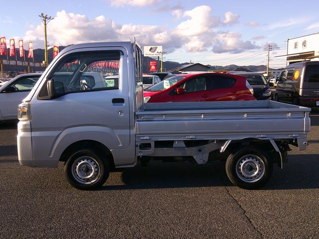 ハイゼットトラック スタンダードＳＡＩＩＩｔ　ＡＴ　４ＷＤ　ブレーキサポート　ＥＴＣ　ＬＥＤヘッド　ゴムマット　純正オーディオ　横滑り防止（12枚目）