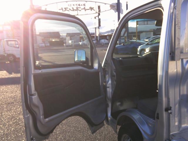 ハイゼットトラック スタンダードＳＡＩＩＩｔ　ＡＴ　４ＷＤ　ブレーキサポート　ＥＴＣ　ＬＥＤヘッド　ゴムマット　純正オーディオ　横滑り防止（40枚目）