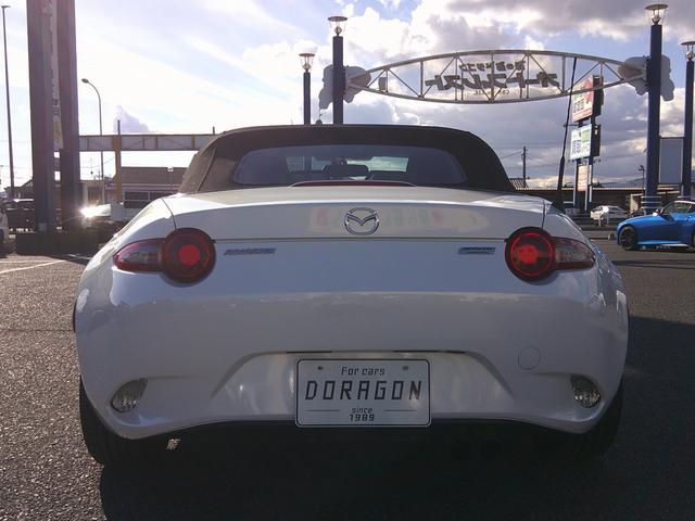 ロードスター Ｓ　６ＭＴ　オープン　ＥＴＣ　純正ブラックＡＷ　革調シートカバー　スマートキー　プッシュスタート　純正オーディオ（9枚目）