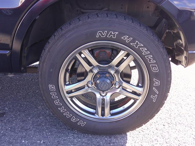 ジムニー クロスアドベンチャー　ワンオーナー　ＭＴ　４ＷＤ　フルセグナビ　ＤＶＤ　ＢＴ　ＨＤＭＩ　ＥＴＣ　シートヒーター　禁煙車　純正ＡＷ　合皮シート　キーレス　電格ミラー（21枚目）