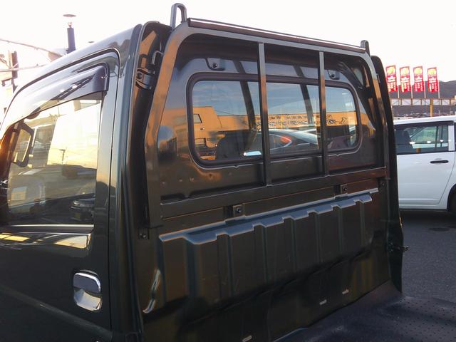 キャリイトラック ＫＣスペシャル　ＭＴ　４ＷＤ　ブレーキサポート　オートライト　荷台ゴムマット　キーレス　純正オーディオ　車線逸脱防止（24枚目）