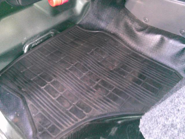 キャリイトラック ＫＣスペシャル　ＭＴ　４ＷＤ　ブレーキサポート　オートライト　荷台ゴムマット　キーレス　純正オーディオ　車線逸脱防止（47枚目）