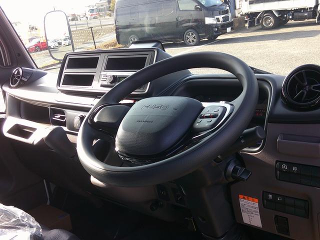 キャンター Ｗキャブ全低床　登録済未使用車　Ｂｌｕｅｔｏｏｔｈ付きオーディオ　バックカメラ　フル液晶メーター　スマートキー×２　ラバーマット　電格ミラー　サイドバイザー（29枚目）