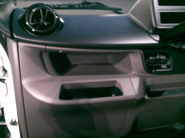 キャンター ダンプ　登録済未使用車　ダンプ　純正Ｂｌｕｅｔｏｏｔｈ付きオーディオ　バックカメラ　スマートキー×２　ＬＥＤヘッド　フル液晶モニター　電格ミラー　ラバーマット（52枚目）