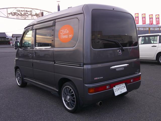 バモスホビオプロ ベースグレード　キャンピング仕様　給排水ポリタンク　シャワーシンク　４ＷＤ　ＥＴＣ　ディスプレイオーディオ　社外ＡＷ・グリル（12枚目）