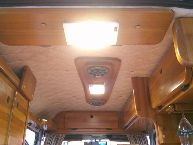 バモスホビオプロ ベースグレード　キャンピング仕様　給排水ポリタンク　シャワーシンク　４ＷＤ　ＥＴＣ　ディスプレイオーディオ　社外ＡＷ・グリル（58枚目）