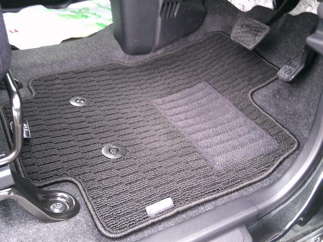 ムーヴ ＲＳ　新車保証　フロアマット　ドアバイザー　スマートキー×２　両側パワスラ　ＬＥＤオートヘッド　純正ＡＷ　クルーズコントロール　電動パーキング　ブレーキホールド（28枚目）