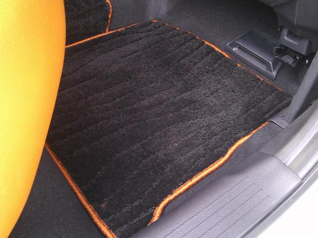 �̔����q�͑S�ԂP�N�ԑ��s�����������̕ۏؕt���ł��B�S���ۏ؂ɂȂ�܂��̂ŉ����̂��q�l�ł����߂��̊e�f�B�[���[�ɂĕۏ؏C�����\�ł��B�܂��Q�N�`�R�N�̒����ۏ؃v���������������Ă��܂��B