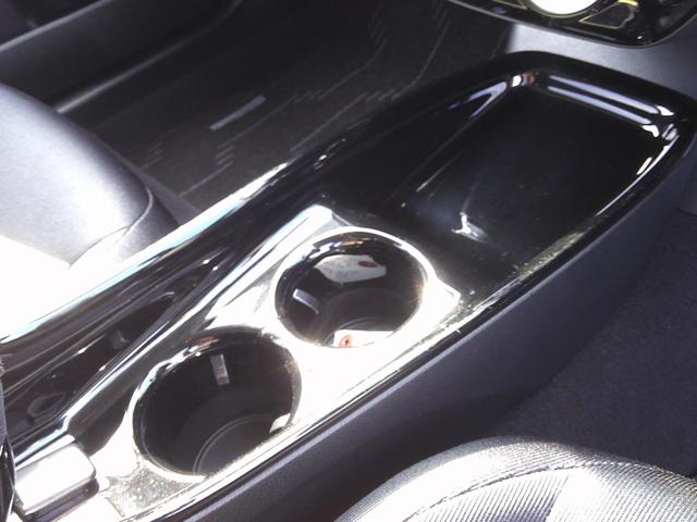 �̔����q�͑S�ԂP�N�ԑ��s�����������̕ۏؕt���ł��B�S���ۏ؂ɂȂ�܂��̂ŉ����̂��q�l�ł����߂��̊e�f�B�[���[�ɂĕۏ؏C�����\�ł��B�܂��Q�N�`�R�N�̒����ۏ؃v���������������Ă��܂��B