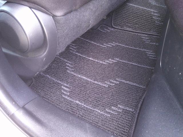 �̔����q�͑S�ԂP�N�ԑ��s�����������̕ۏؕt���ł��B�S���ۏ؂ɂȂ�܂��̂ŉ����̂��q�l�ł����߂��̊e�f�B�[���[�ɂĕۏ؏C�����\�ł��B�܂��Q�N�`�R�N�̒����ۏ؃v���������������Ă��܂��B