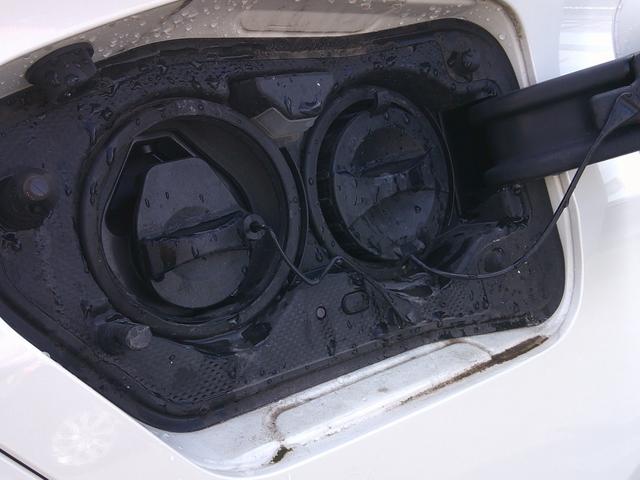 �O�o���l�̏󋵂ł��I�����C�����k���g���Έ��S�B�l�b�g��d�b�ł͕�����ɂ������e���I�����C�����k�Ȃ���ۂɗ��X�����悤�Ɋm�F�ł��܂��B