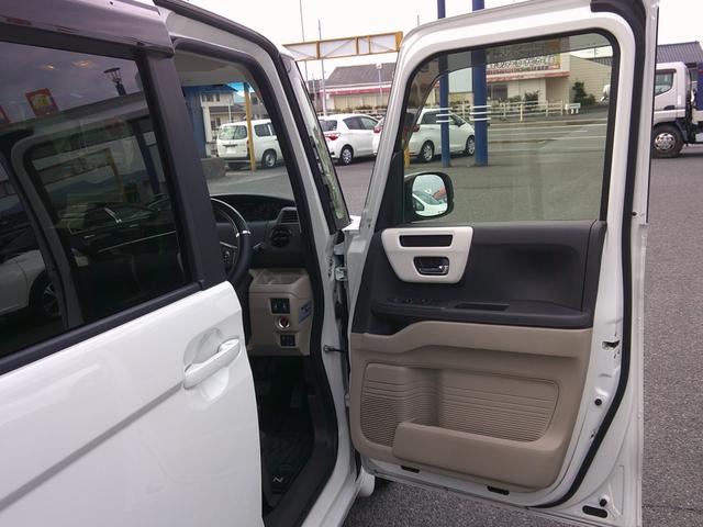 Ｎ－ＢＯＸ Ｇ・Ｌターボホンダセンシング　ターボ　フルセグナビ　ＤＶＤ　Ｂｌｕｅｔｏｏｔｈ　ＨＤＭＩ　両側パワスラ　バックカメラ　ブレーキサポート　スマートキー×２　オートＬＥＤヘッド　パドルシフト　ＥＴＣ　レーダークルーズ　ステリモ（18枚目）