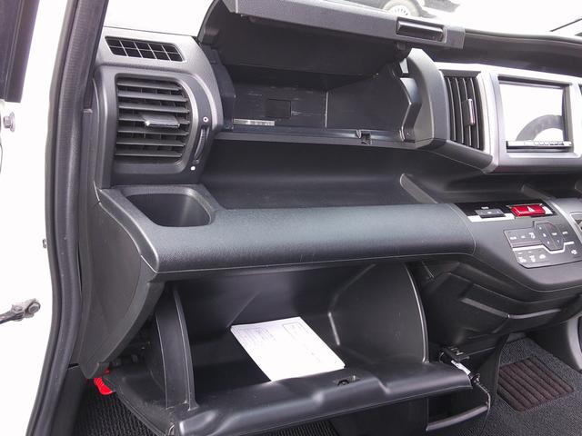 �̔����q�͑S�ԂP�N�ԑ��s�����������̕ۏؕt���ł��B�S���ۏ؂ɂȂ�܂��̂ŉ����̂��q�l�ł����߂��̊e�f�B�[���[�ɂĕۏ؏C�����\�ł��B�܂��Q�N�`�R�N�̒����ۏ؃v���������������Ă��܂��B