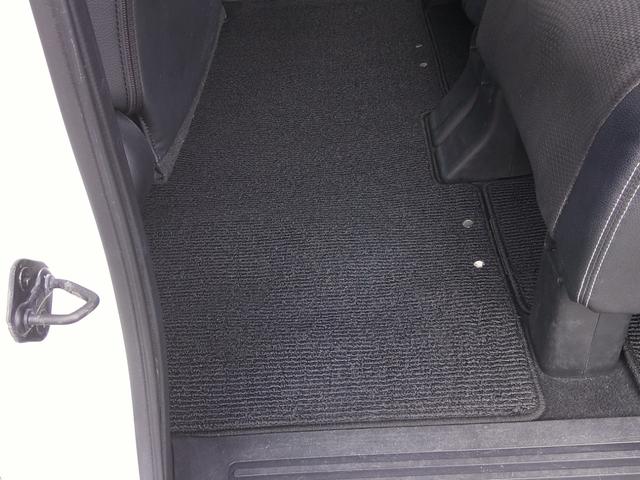 �̔����q�͑S�ԂP�N�ԑ��s�����������̕ۏؕt���ł��B�S���ۏ؂ɂȂ�܂��̂ŉ����̂��q�l�ł����߂��̊e�f�B�[���[�ɂĕۏ؏C�����\�ł��B�܂��Q�N�`�R�N�̒����ۏ؃v���������������Ă��܂��B