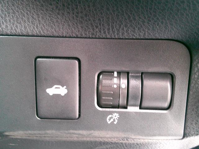 �̔����q�͑S�ԂP�N�ԑ��s�����������̕ۏؕt���ł��B�S���ۏ؂ɂȂ�܂��̂ŉ����̂��q�l�ł����߂��̊e�f�B�[���[�ɂĕۏ؏C�����\�ł��B�܂��Q�N�`�R�N�̒����ۏ؃v���������������Ă��܂��B