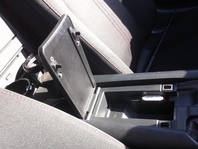 �̔����q�͑S�ԂP�N�ԑ��s�����������̕ۏؕt���ł��B�S���ۏ؂ɂȂ�܂��̂ŉ����̂��q�l�ł����߂��̊e�f�B�[���[�ɂĕۏ؏C�����\�ł��B�܂��Q�N�`�R�N�̒����ۏ؃v���������������Ă��܂��B