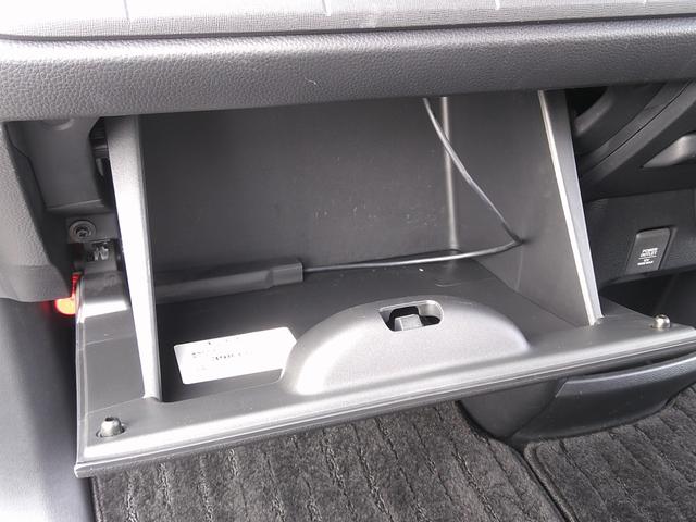 �̔����q�͑S�ԂP�N�ԑ��s�����������̕ۏؕt���ł��B�S���ۏ؂ɂȂ�܂��̂ŉ����̂��q�l�ł����߂��̊e�f�B�[���[�ɂĕۏ؏C�����\�ł��B�܂��Q�N�`�R�N�̒����ۏ؃v���������������Ă��܂��B