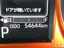 販売車輌は全車１年間走行距離無制限の保証付きです。全国保証になりますので遠方のお客様でもお近くの各ディーラーにて保証修理が可能です。また２年〜３年の長期保証プランもご準備しています。