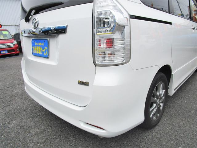 ZS 煌III リアモニター フルセグSDナビ ETC スマートキー HID CD 両側電動スライドドア 純正16インチアルミ プッシュスタート ブルートゥース 盗難防止システム(20枚目)