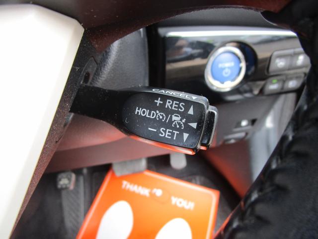 プリウス Ａ　衝突軽減ブレーキシステム　純正フルセグナビ　Ｂモニタ　社外エアロ　ＢＴオーディオ　ＥＴＣ　衝突安全ボディ　Ｐアシスト　ＬＥＤヘッドライト　オートライト　クルーズコントロール　スマートキー　Ｉストップ（13枚目）