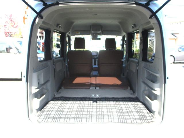 エブリイワゴン ＰＺターボスペシャル　ハイルーフ　衝突被害軽減ブレーキ　社外フルセグナビ　バックカメラ　ＥＴＣ　ＨＩＤ　両側電動スライドドア　純正１４インチアルミ　新品タイヤ　ＢＴオーディオ　ベンチシート　プッシュスタートスマートキー（20枚目）