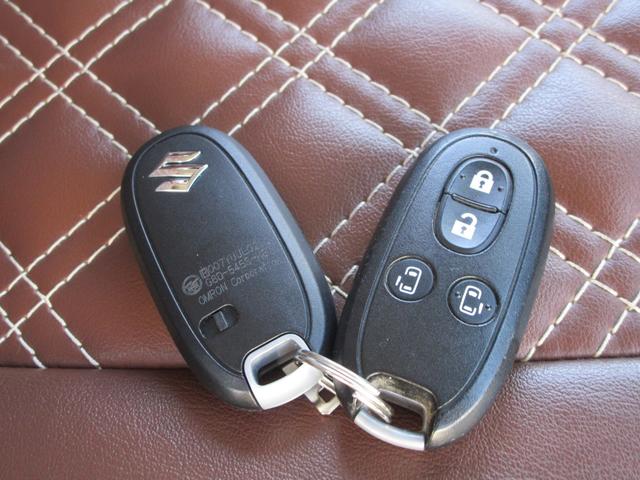 エブリイワゴン ＰＺターボスペシャル　ハイルーフ　衝突被害軽減ブレーキ　社外フルセグナビ　バックカメラ　ＥＴＣ　ＨＩＤ　両側電動スライドドア　純正１４インチアルミ　新品タイヤ　ＢＴオーディオ　ベンチシート　プッシュスタートスマートキー（21枚目）