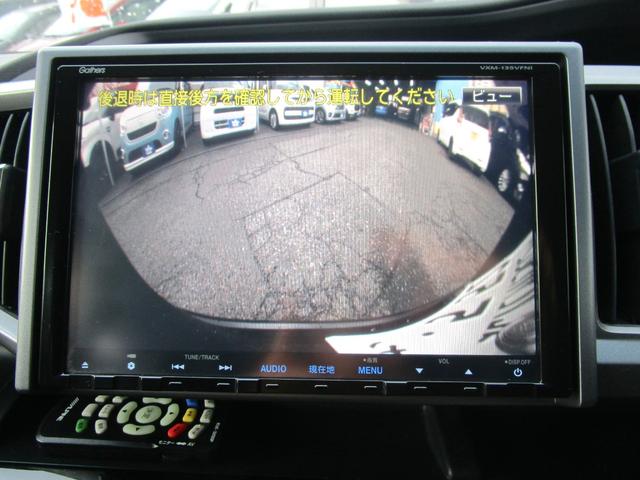 ステップワゴンスパーダ Ｚ　クールスピリット　純正９型フルセグナビ　後席モニター　両側電動スライドドア　バックカメラ　ダブルエアコン　キーフリー　ＨＩＤ　ＥＴＣ　ＢＴオーディオ　ドラレコ　クルコン　タイミングチェーン　純正１７インチアルミ（4枚目）