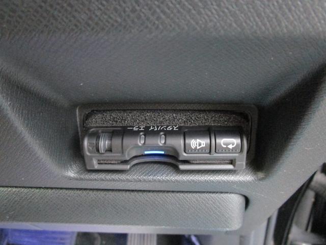 ステップワゴンスパーダ Ｚ　クールスピリット　純正９型フルセグナビ　後席モニター　両側電動スライドドア　バックカメラ　ダブルエアコン　キーフリー　ＨＩＤ　ＥＴＣ　ＢＴオーディオ　ドラレコ　クルコン　タイミングチェーン　純正１７インチアルミ（5枚目）