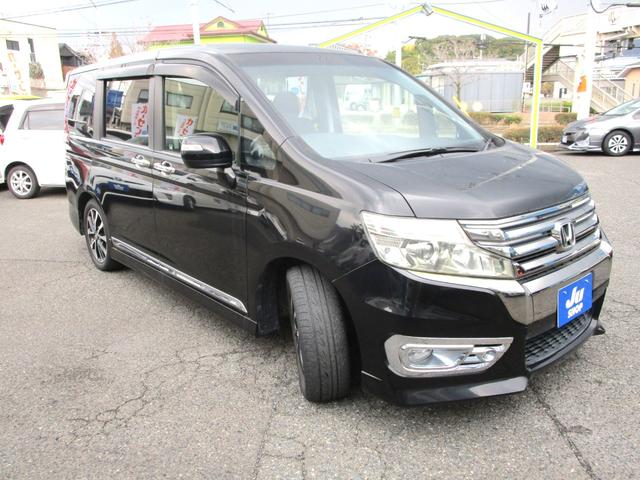 ステップワゴンスパーダ Ｚ　クールスピリット　純正９型フルセグナビ　後席モニター　両側電動スライドドア　バックカメラ　ダブルエアコン　キーフリー　ＨＩＤ　ＥＴＣ　ＢＴオーディオ　ドラレコ　クルコン　タイミングチェーン　純正１７インチアルミ（28枚目）