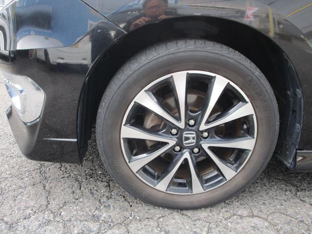 ステップワゴンスパーダ Ｚ　クールスピリット　純正９型フルセグナビ　後席モニター　両側電動スライドドア　バックカメラ　ダブルエアコン　キーフリー　ＨＩＤ　ＥＴＣ　ＢＴオーディオ　ドラレコ　クルコン　タイミングチェーン　純正１７インチアルミ（42枚目）