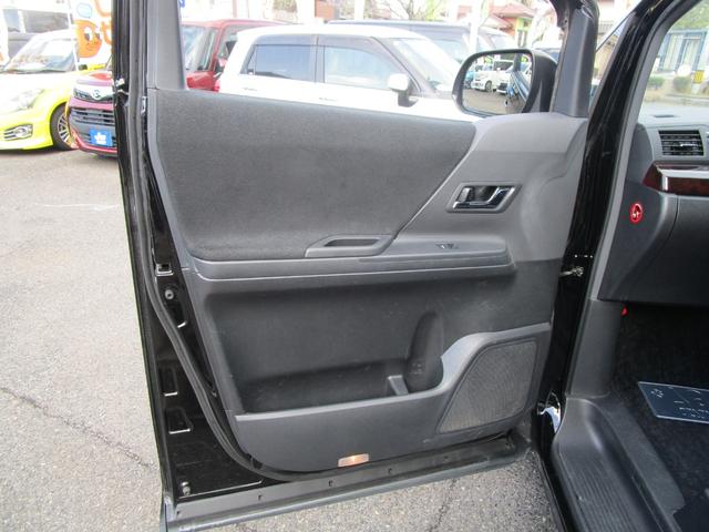 アルファード 240S 純正8型フルセグHDDナビ 後席モニター 両側パワスライドドア スマートキー&プッシュスタート バックカメラ HID ETC 三列シート 純正18インチアルミ DVD再生 BTオーディオ(33枚目)