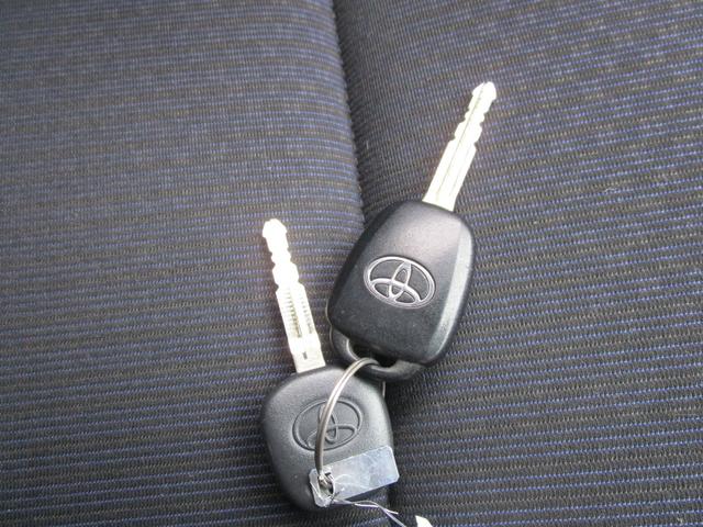 TOYOTA PROBOX HYBRID DX CONFORT