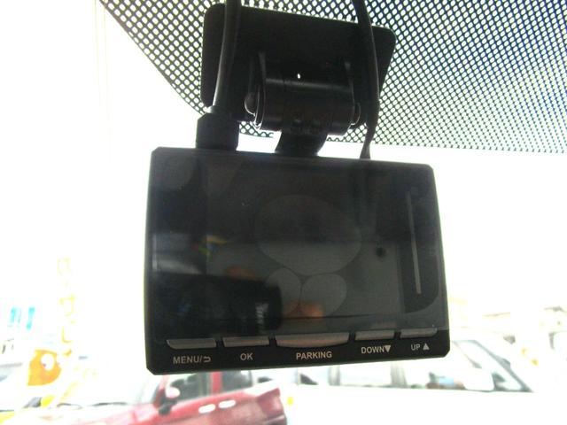 ワゴンR FX 5速マニュアル車 フルセグMナビ Bluetooth対応 前後ドラレコ DVDプレーヤー ETC キーレス アイドリングストップ AUTOエアコン フルフラット 電動格納ドアミラー(5枚目)