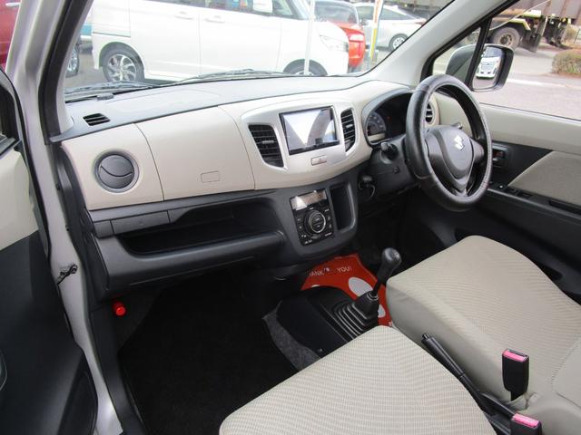 ワゴンR FX 5速マニュアル車 フルセグMナビ Bluetooth対応 前後ドラレコ DVDプレーヤー ETC キーレス アイドリングストップ AUTOエアコン フルフラット 電動格納ドアミラー(28枚目)