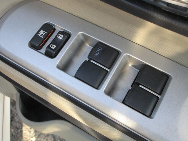 アクア Ｇ　８型フルセグナビ　バックカメラ　Ｂｌｕｅｔｏｏｔｈ対応　ＴＲＤフルエアロ　純正１６インチアルミ　ＥＴＣ　シートヒーター　ＤＶＤ再生　スマートキー＆プッシュスタート　オートエアコン（15枚目）