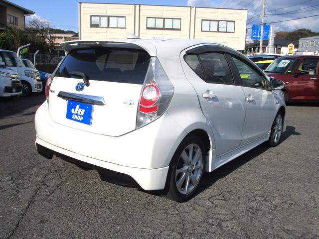 アクア Ｇ　８型フルセグナビ　バックカメラ　Ｂｌｕｅｔｏｏｔｈ対応　ＴＲＤフルエアロ　純正１６インチアルミ　ＥＴＣ　シートヒーター　ＤＶＤ再生　スマートキー＆プッシュスタート　オートエアコン（25枚目）