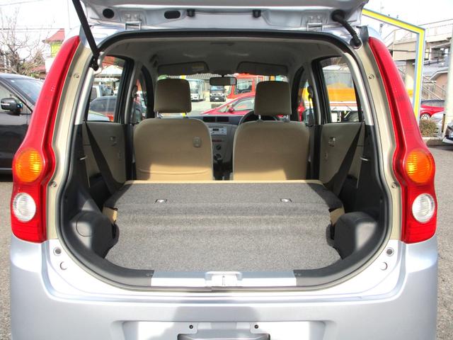 ミラ Ｘスペシャル　５速マニュアル車　キーレス　ＣＤオーディオ　ダブルエアバック　ＡＣ　パワーウインド　パワステ　衝突安全ボディ　ＡＢＳ　エアーバッグ　盗難防止キーレス（14枚目）