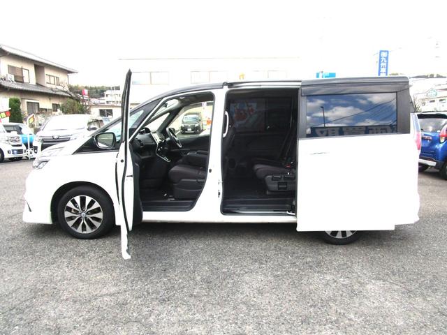 セレナ ハイウェイスター　エマブレーキ　純正９型フルセグナビ　両側電動ハンズフリースライドドア　後席モニター　ＬＥＤヘッドライト　ＥＴＣ　ドラレコ　ブルートゥース　スマートキー＆プッシュスタート　純正１５インチアルミ　Ｂカメラ（12枚目）