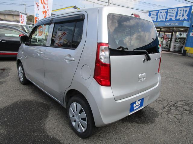 ワゴンＲ ＦＸ　５速マニュアル車　純正ＣＤオーディオ　キーレス付き　アイドリングストップ　運転席助手席エアバック　盗難防止アラーム　オ－トエアコン　運転席エアバック　パワーウィンドー　衝突安全ボディ　パワステ（32枚目）