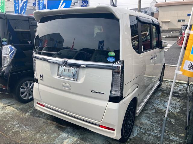 Ｎ－ＢＯＸカスタム Ｇ　ターボＳＳブラックスタイルパッケージ　あんしんパッケージ　ＣＶＴ　ナビ地デジＴＶ　バックカメラ　両側パワースライドドア　スマートキー　プッシュスタート　アイドリングストップ（6枚目）