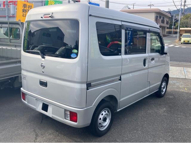 日産 ＮＶ１００クリッパーバン