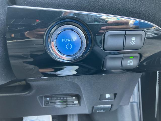 プリウス S 色替 純正ナビ バックカメラ ETC トヨタセーフティーセンス デジタルインナーミラー ドライブレコーダー スマートキー プッシュスタート セキュリティー(24枚目)