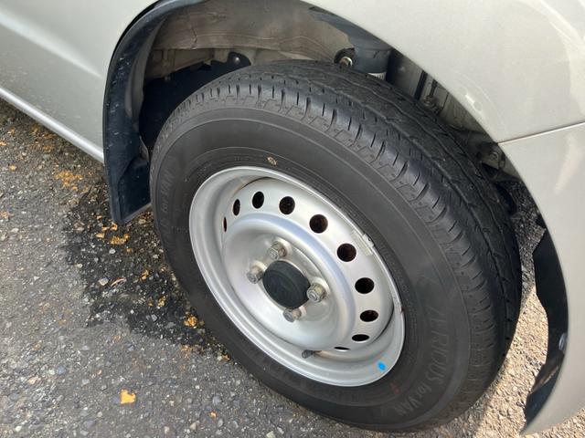 エブリイ GA インパネオートマ エアコン パワステ CD 両側スライドドア 運転席助手席エアバック ヘッドライトレベライザー 積載量350kg(3枚目)